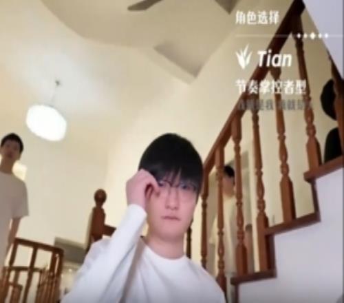 那不勒斯在,意甲第,轮以,宝博斗地主,斗地主游戏规则,棋牌游戏平台,斗地主玩法,棋牌游戏资讯